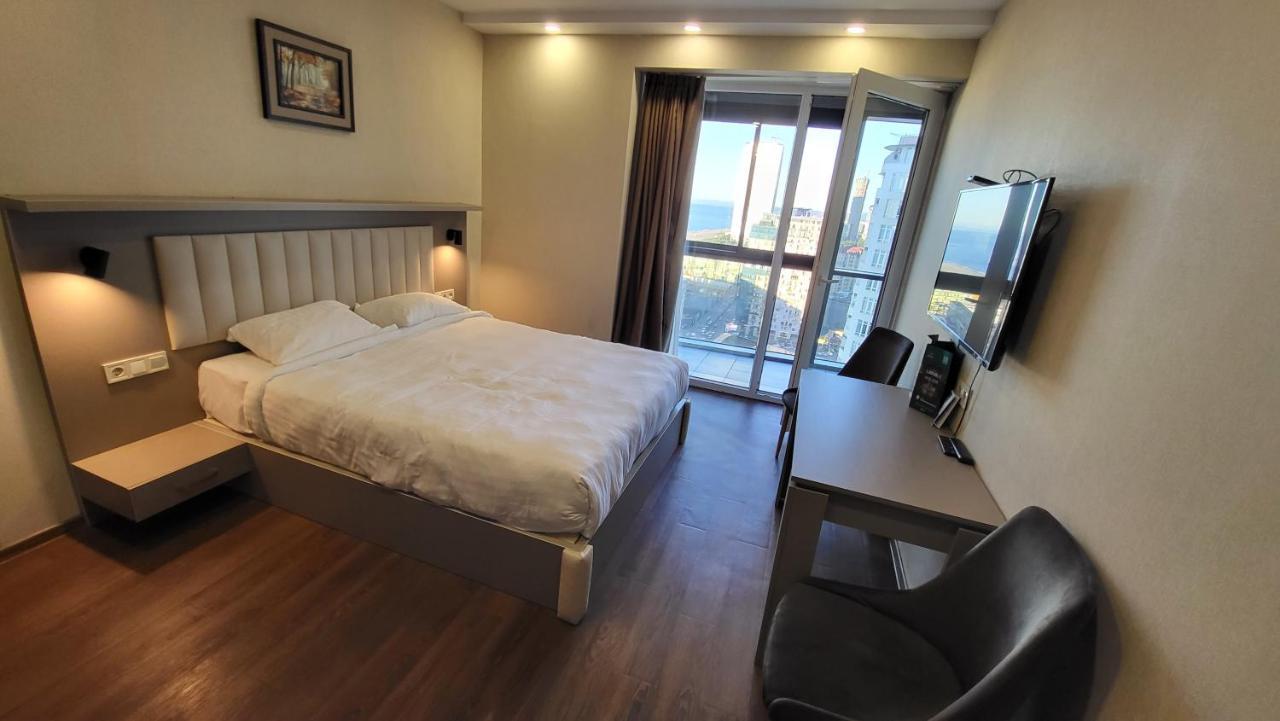 Black Sea Apartments Alliance Palace Batoemi Buitenkant foto